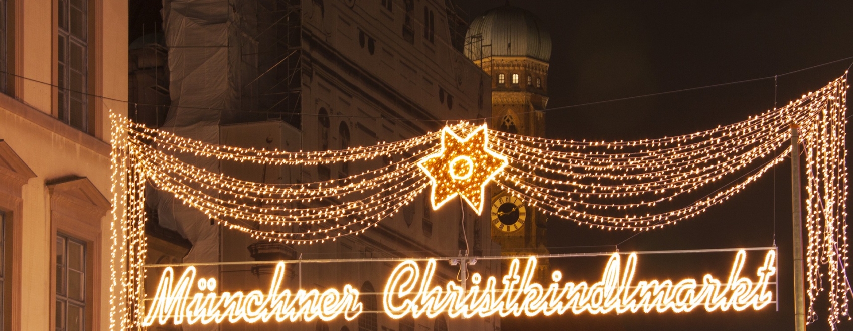 Münchner Christkindlmarkt Leuchtschrift
